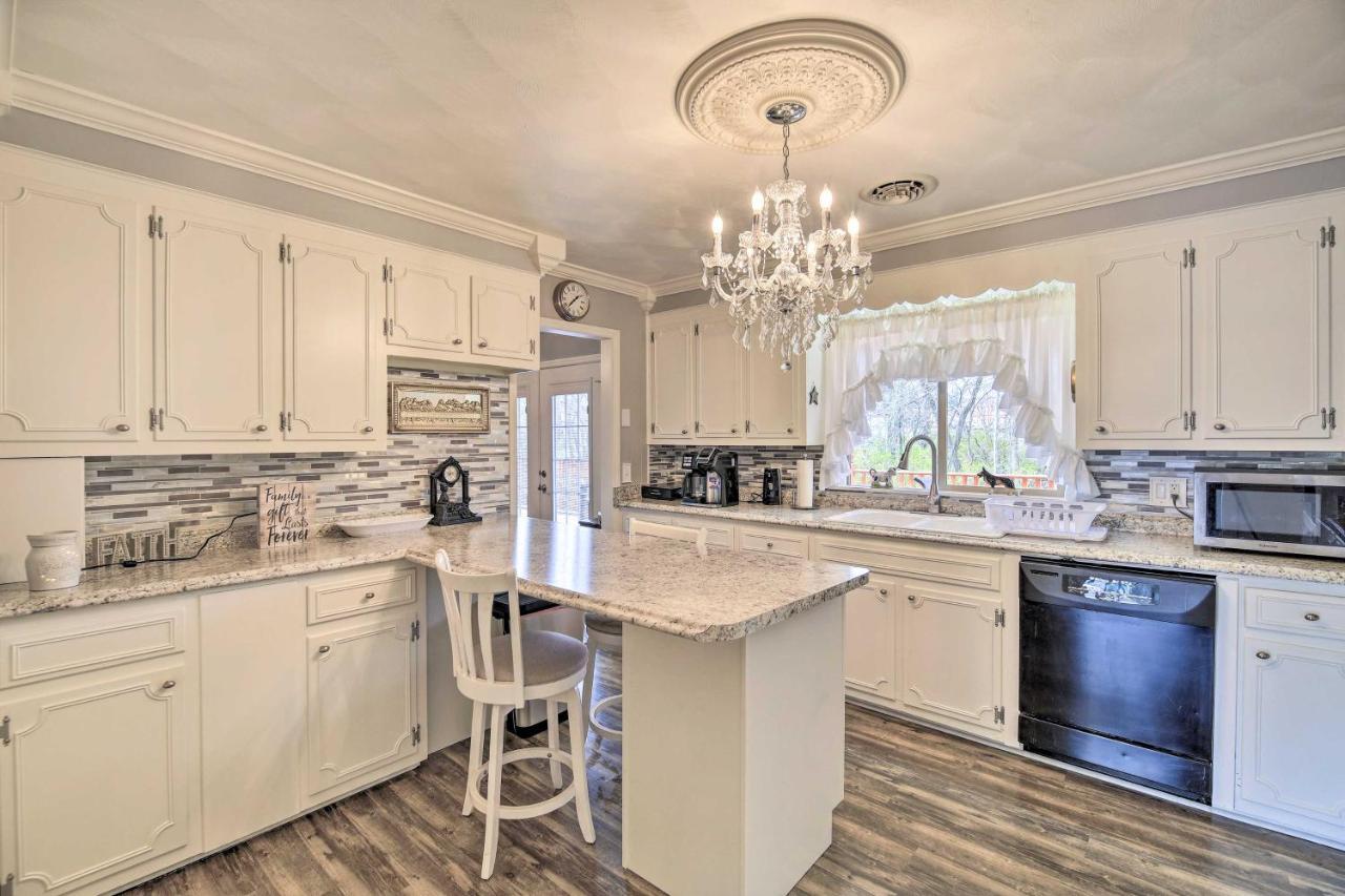 Villa Bristol Retreat With Creek Access 2 Mi To Dtwn Esterno foto